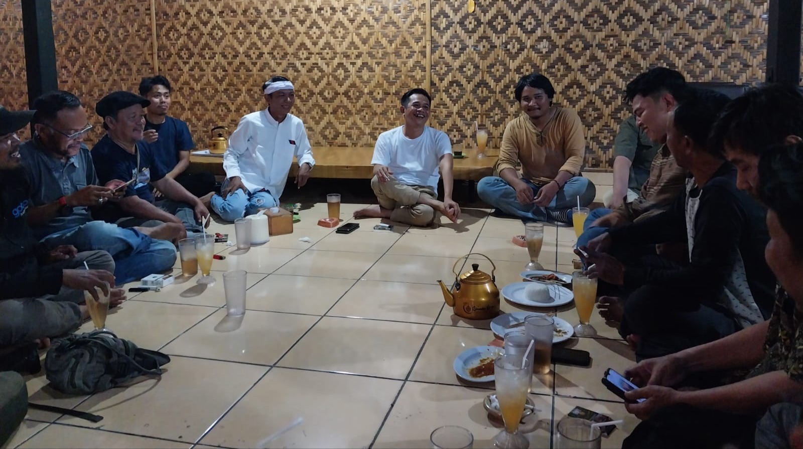 Bupati Om Zein